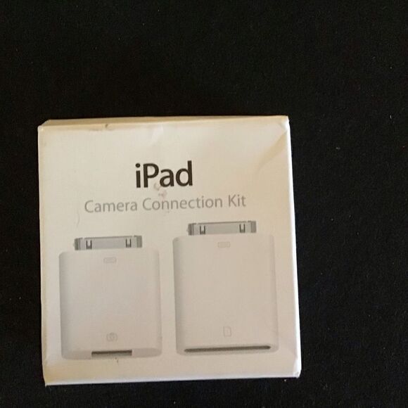 iPad, camera adapter, new in box - Picture 1 of 2